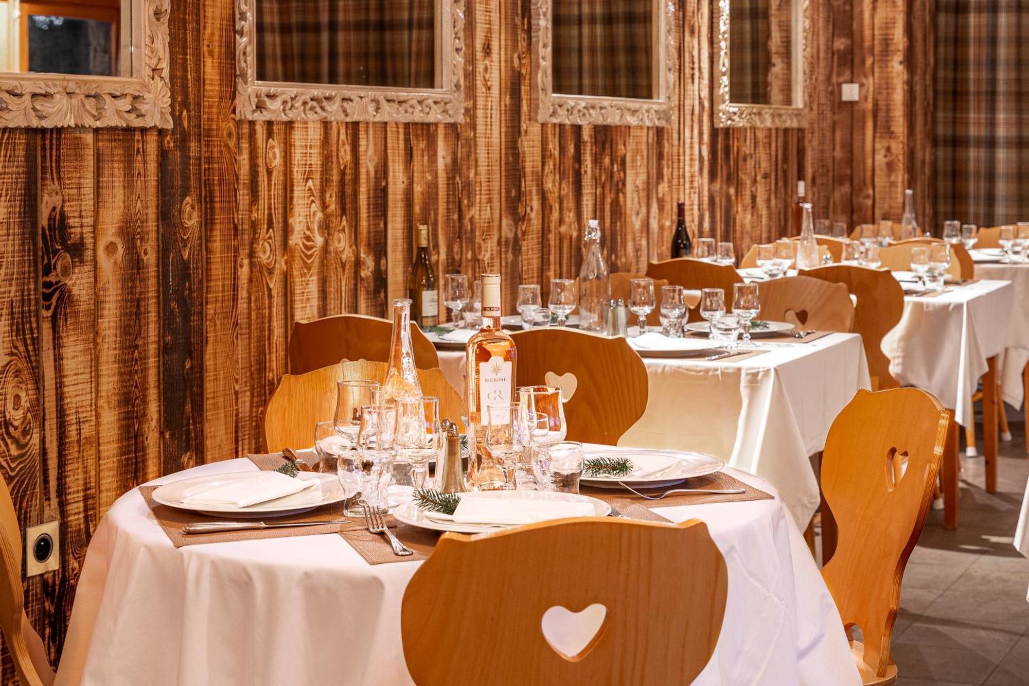Sunweb Hotel L'Ecrin Des Neiges ラ・ジュー・デュ・ルー エクステリア 写真